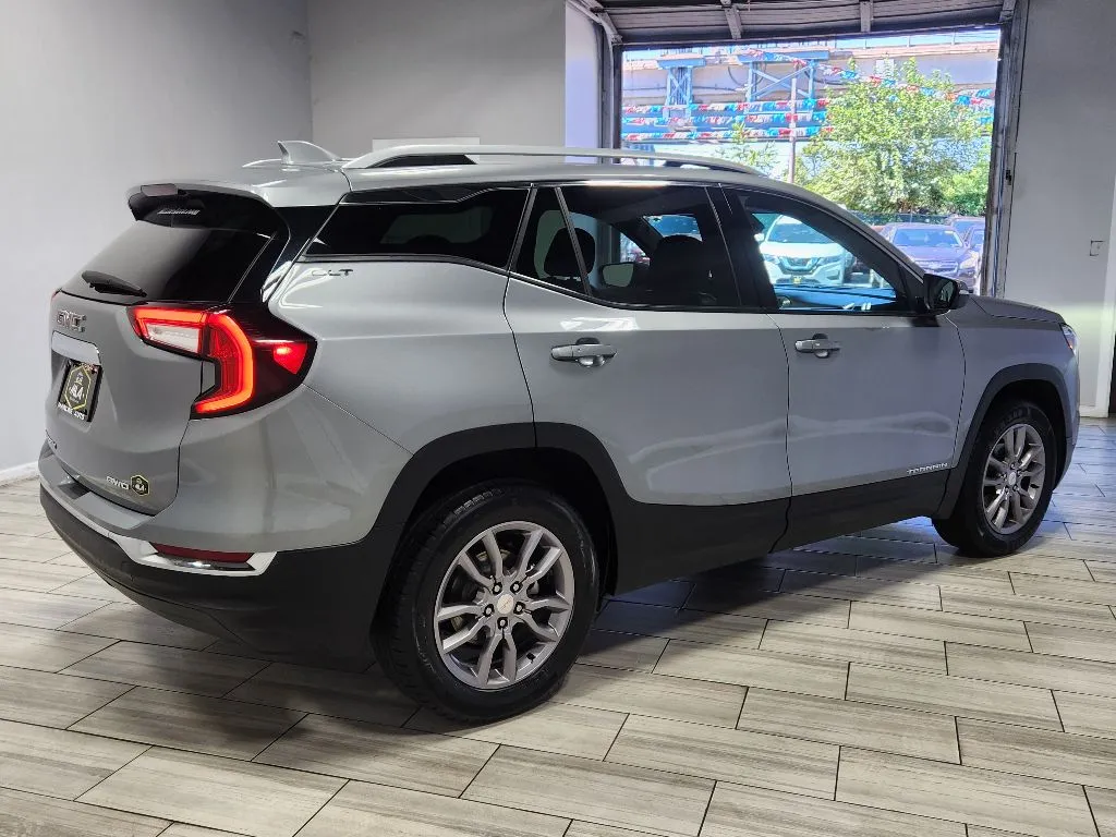 More photos of 2023 GMC Terrain SLT at Torresdale Ave, PA