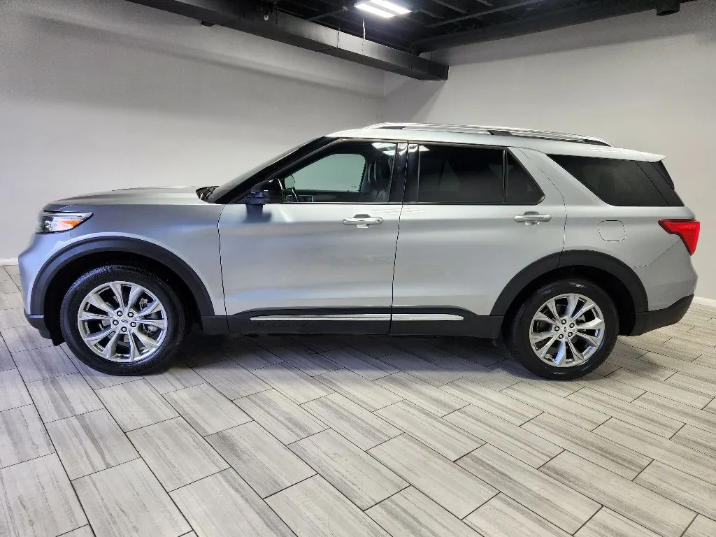 Photos of 2023 Ford Explorer Limited for sale in Philadelphia, PA at Torresdale Ave