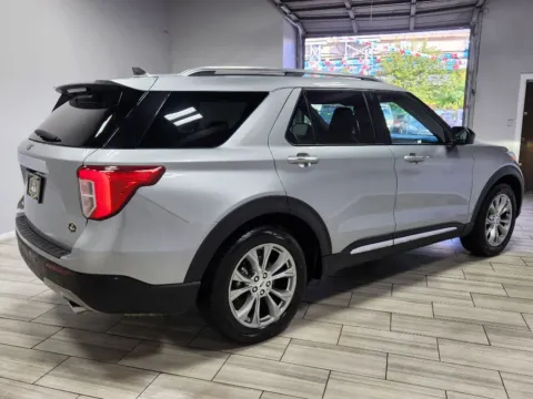 More photos of 2023 Ford Explorer Limited at Torresdale Ave, PA
