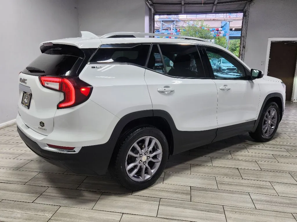 More photos of 2023 GMC Terrain SLT at Torresdale Ave, PA