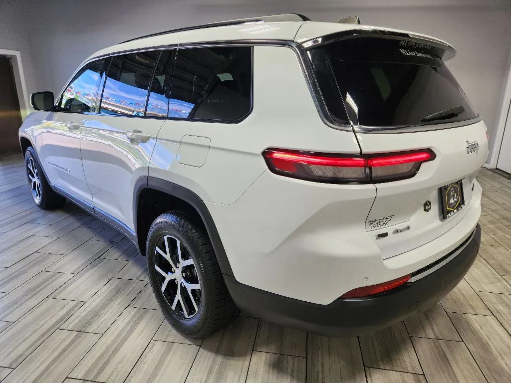 Another view of 2023 Jeep Grand Cherokee L Limited for sale in Philadelphia, PA at Torresdale Ave