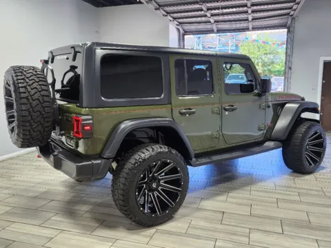 More photos of 2021 Jeep Wrangler Unlimited Rubicon at Torresdale Ave, PA
