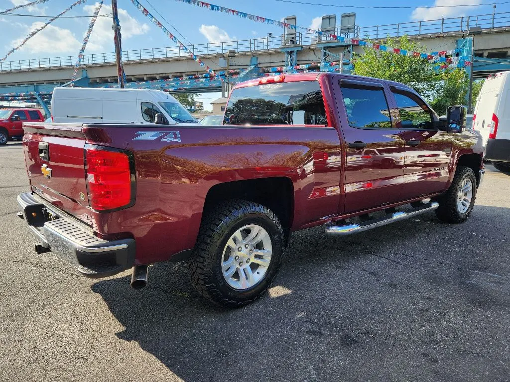 More photos of 2014 Chevrolet Silverado LT at Torresdale Ave, PA