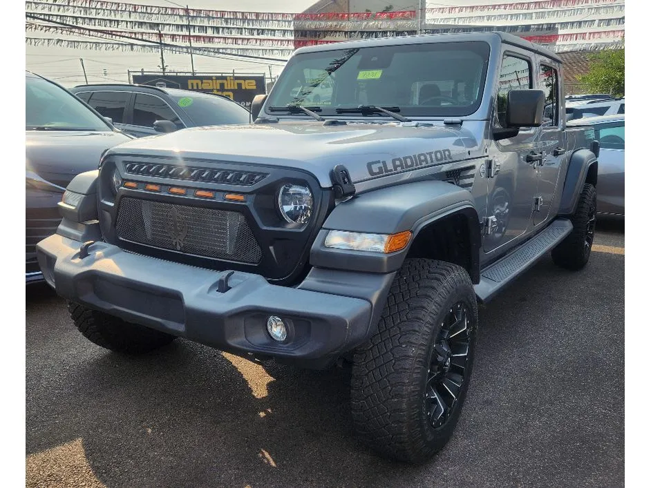 Silver 2020 Jeep Gladiator Sport S for sale in Philadelphia, PA