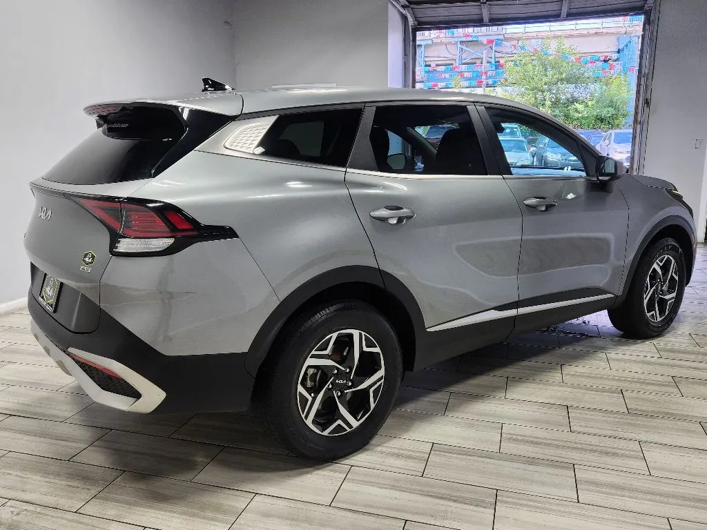 More photos of 2023 Kia Sportage LX at Torresdale Ave, PA