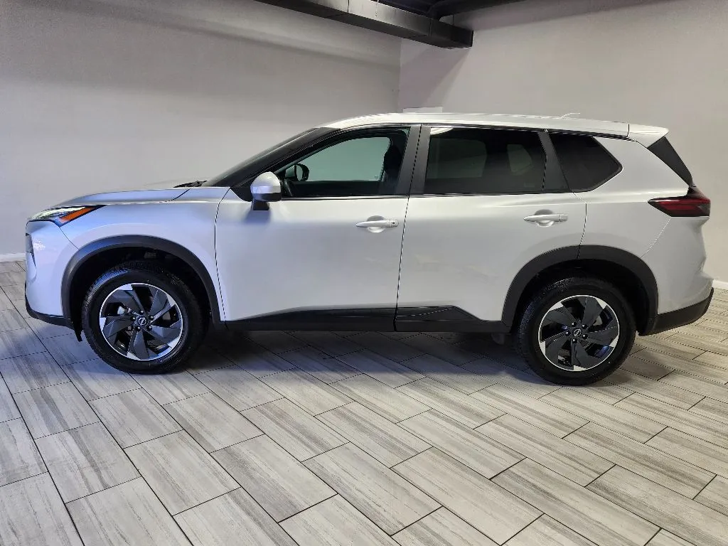 Photos of 2024 Nissan Rogue SV for sale in Philadelphia, PA at Torresdale Ave