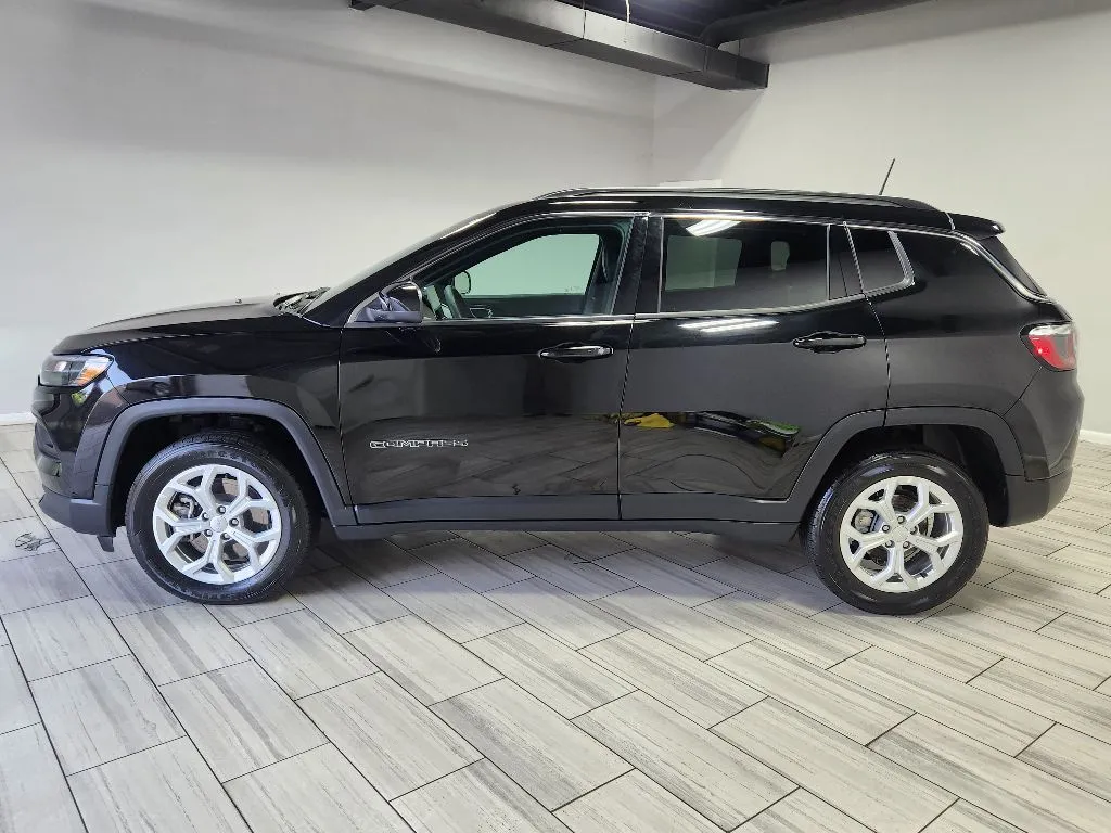 Photos of 2024 Jeep Compass Latitude for sale in Philadelphia, PA at Torresdale Ave