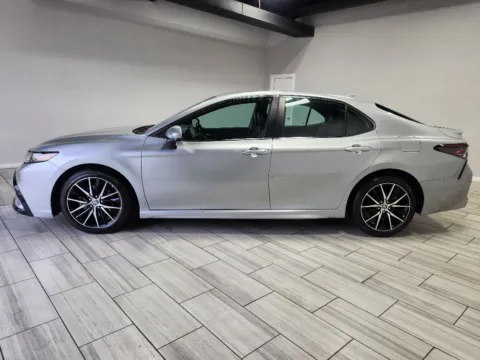 Photos of 2021 Toyota Camry SE for sale in Philadelphia, PA at Torresdale Ave