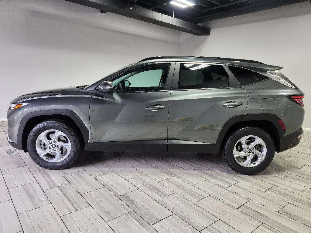 Photos of 2022 Hyundai Tucson SEL for sale in Philadelphia, PA at Torresdale Ave