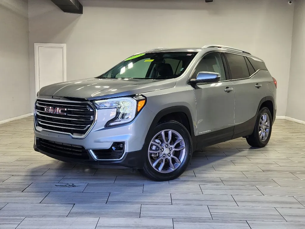 Gray 2023 GMC Terrain SLT for sale in Philadelphia, PA