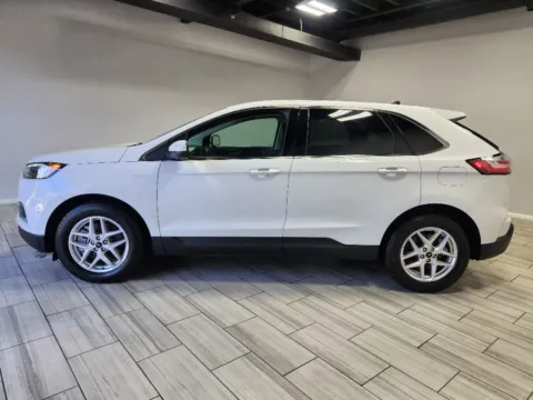 Photos of 2024 Ford Edge SEL for sale in Philadelphia, PA at Torresdale Ave