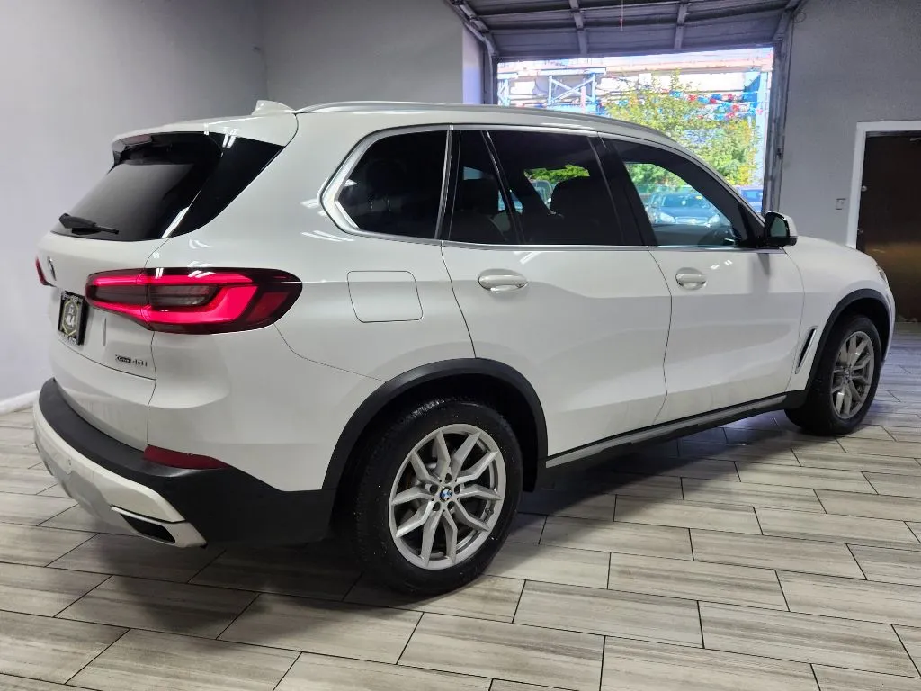 More photos of 2020 BMW X5 xDrive40i at Torresdale Ave, PA