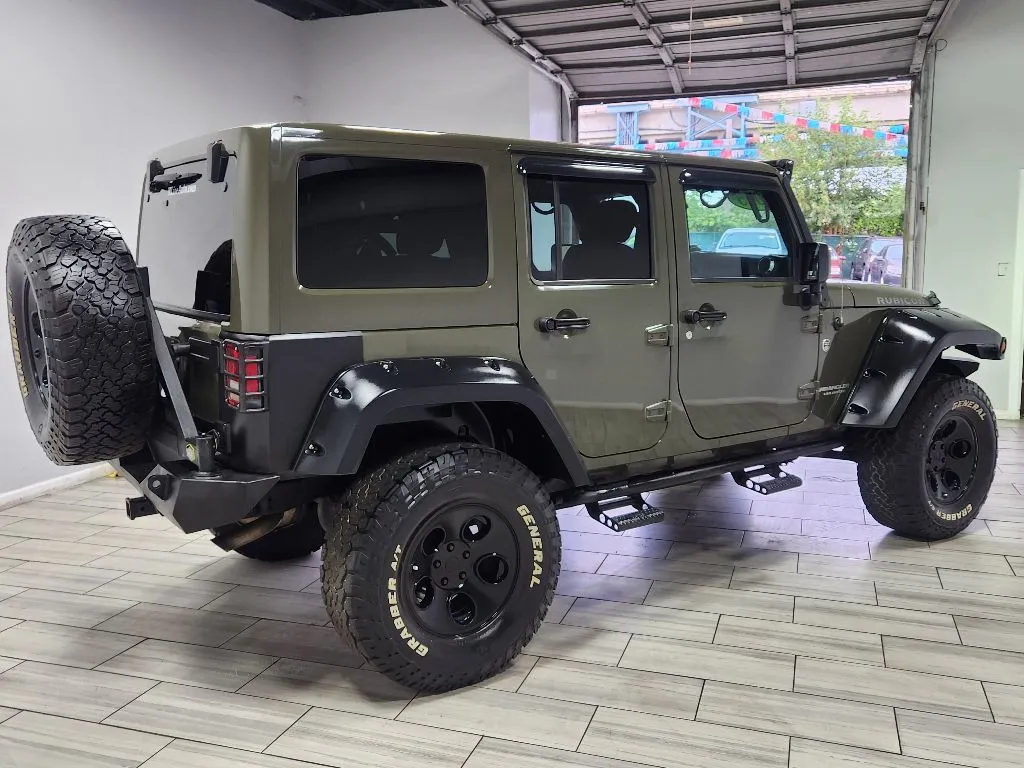 More photos of 2015 Jeep Wrangler Rubicon at Torresdale Ave, PA