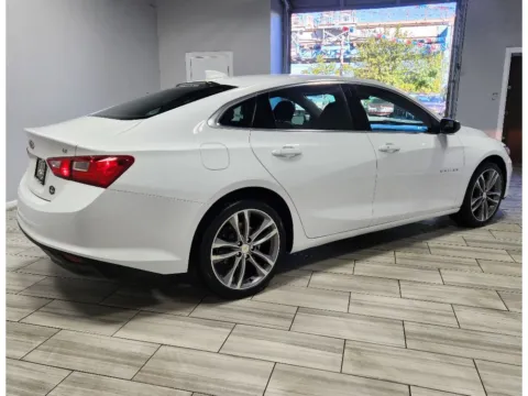 More photos of 2023 Chevrolet Malibu LT at Torresdale Ave, PA