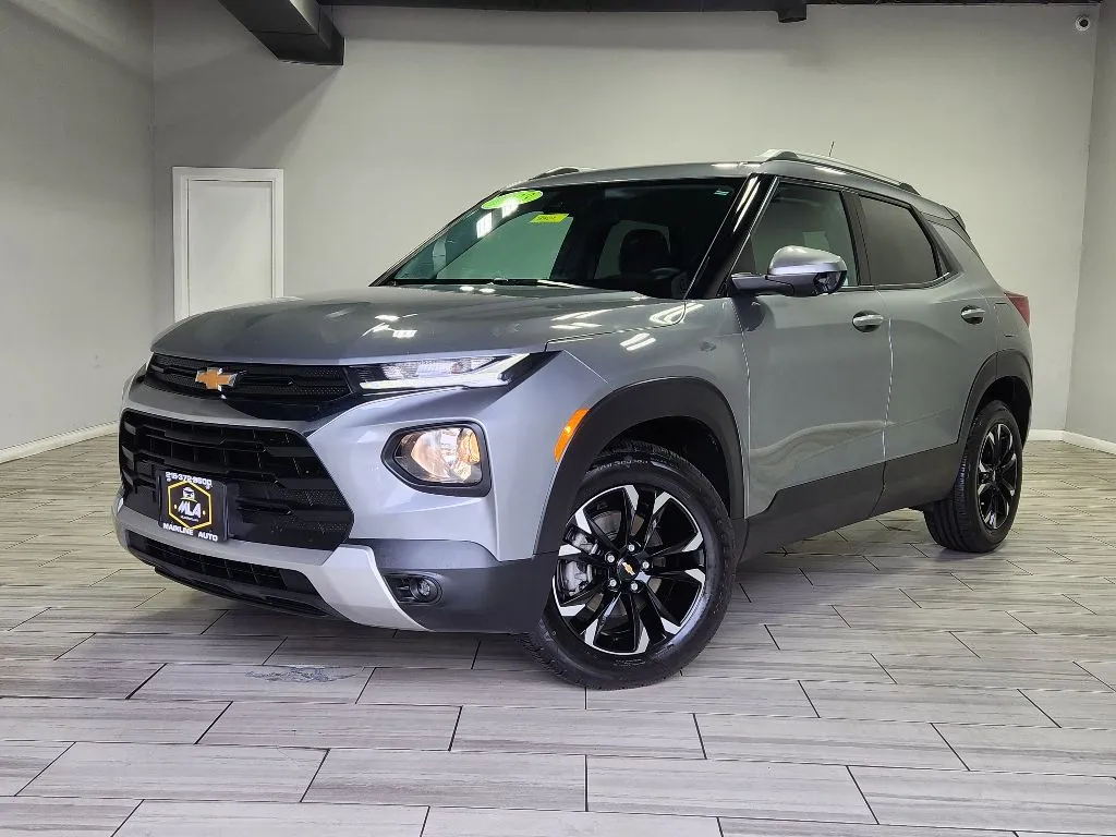 Gray 2023 Chevrolet TrailBlazer LT for sale in Philadelphia, PA