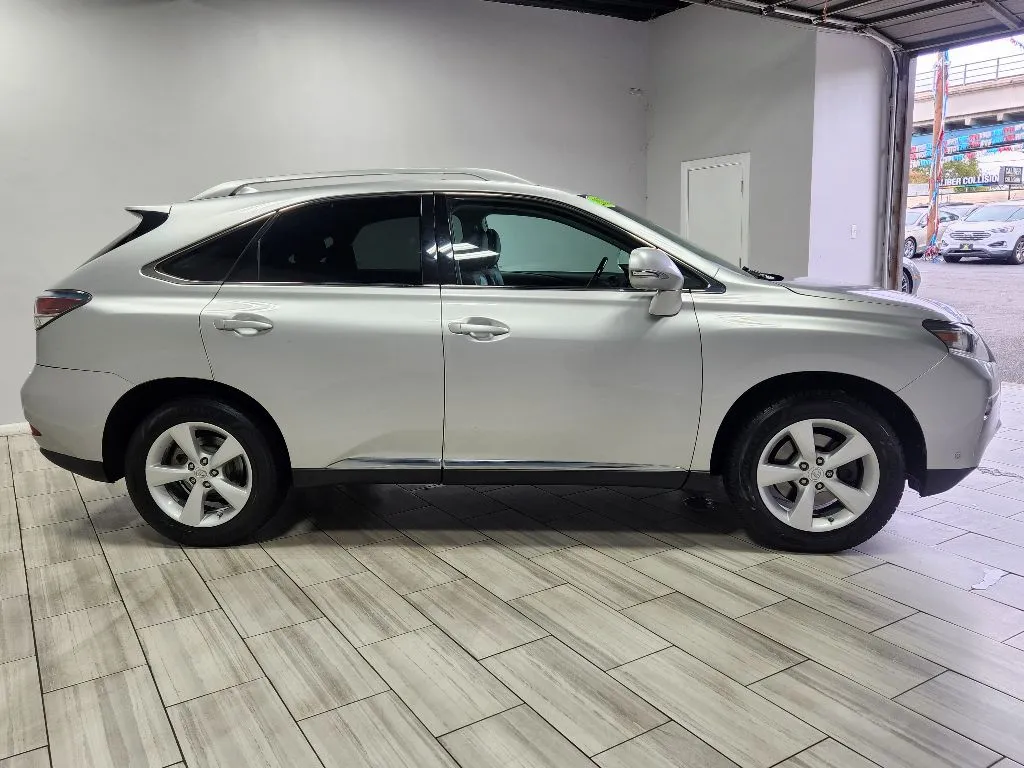 More photos of 2015 Lexus RX 350 at Torresdale Ave, PA