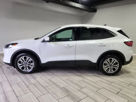 Photos of 2022 Ford Escape SEL for sale in Philadelphia, PA at Torresdale Ave