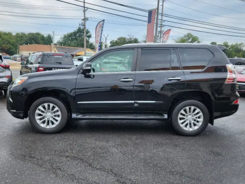 Photos of 2019 Lexus GX 460 for sale in Philadelphia, PA at Torresdale Ave