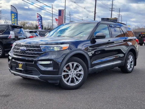 Black 2020 Ford Explorer XLT for sale in Philadelphia, PA