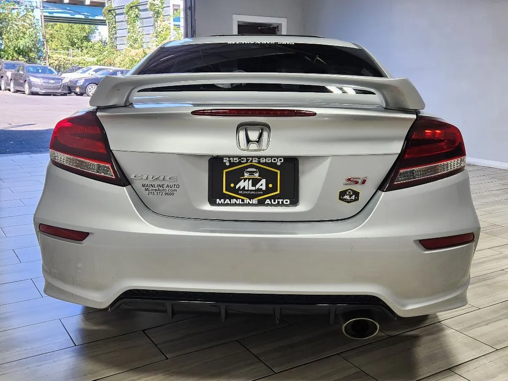 More photos of 2015 Honda Civic Si at Torresdale Ave, PA