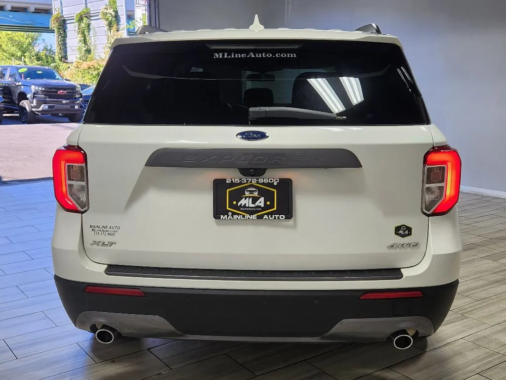 More photos of 2022 Ford Explorer XLT at Torresdale Ave, PA