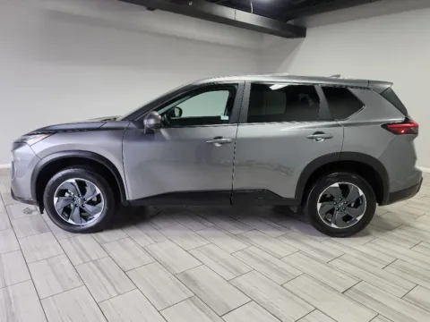 Photos of 2024 Nissan Rogue SV for sale in Philadelphia, PA at Torresdale Ave