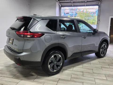 More photos of 2024 Nissan Rogue SV at Torresdale Ave, PA