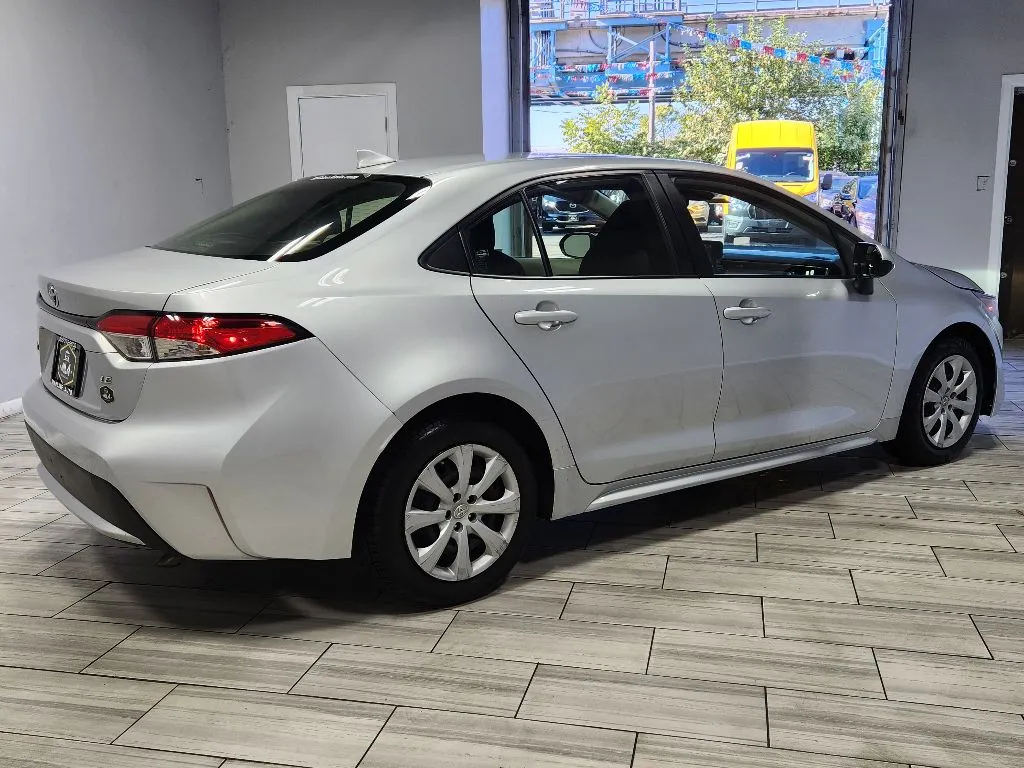 More photos of 2022 Toyota Corolla LE at Torresdale Ave, PA