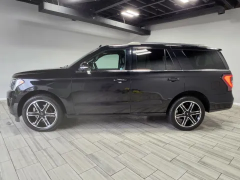 Photos of 2019 Ford Expedition Limited for sale in Philadelphia, PA at Torresdale Ave