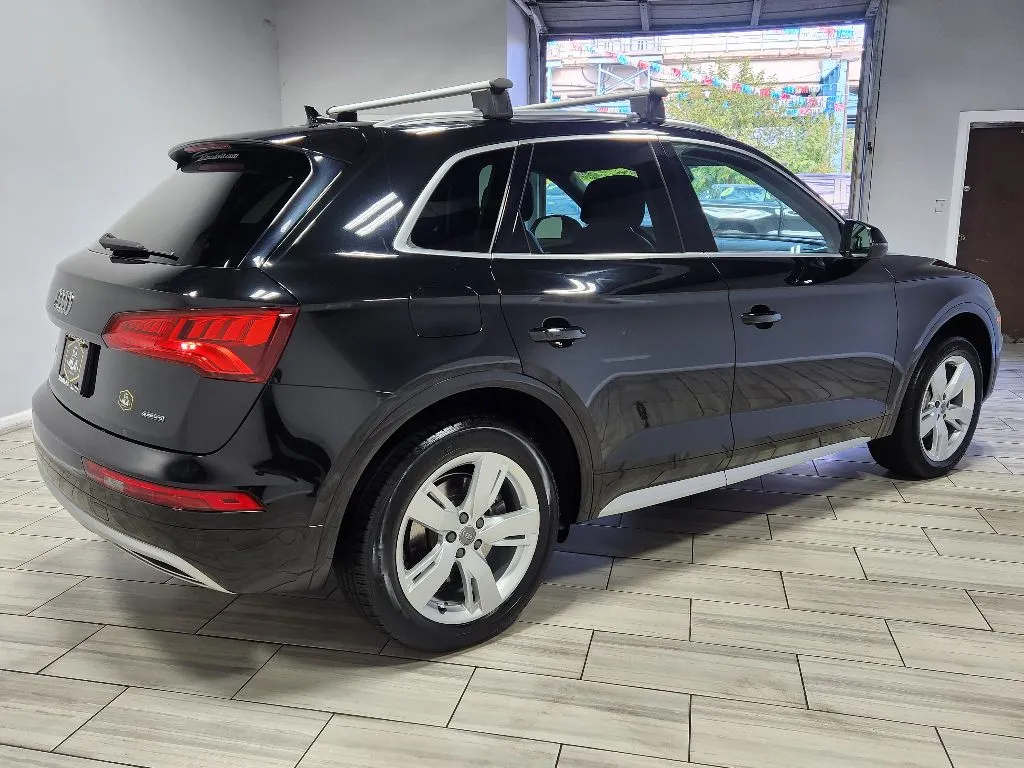 More photos of 2019 Audi Q5 Premium Plus at Torresdale Ave, PA