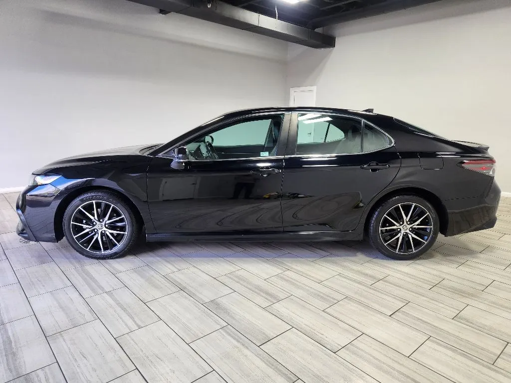 Photos of 2022 Toyota Camry SE for sale in Philadelphia, PA at Torresdale Ave