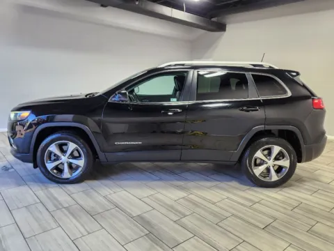 Photos of 2020 Jeep Cherokee Limited for sale in Philadelphia, PA at Torresdale Ave