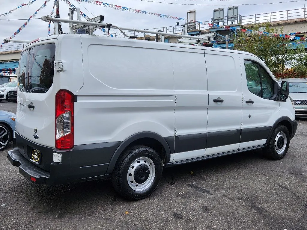 More photos of 2015 Ford Transit Van at Torresdale Ave, PA