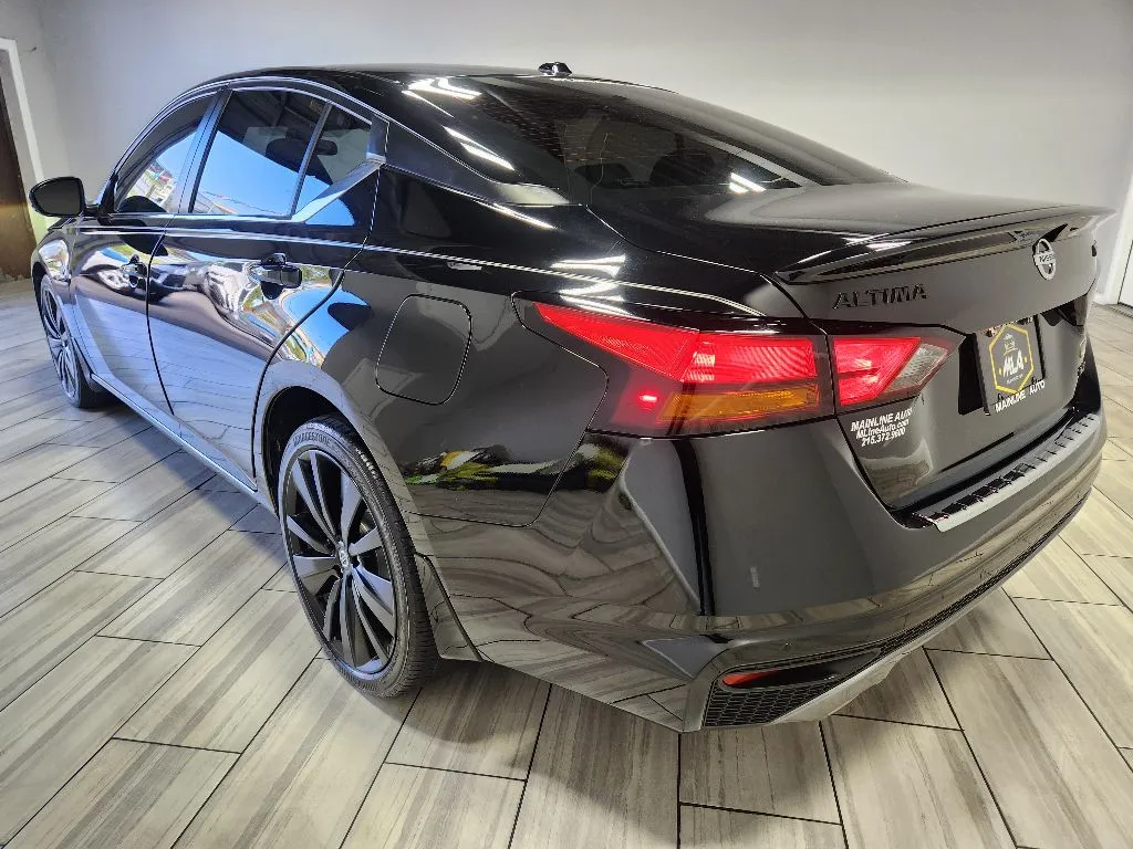 Another view of 2022 Nissan Altima 2.5 SR for sale in Philadelphia, PA at Torresdale Ave