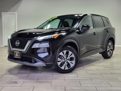 Black 2021 Nissan Rogue SV for sale in Philadelphia, PA
