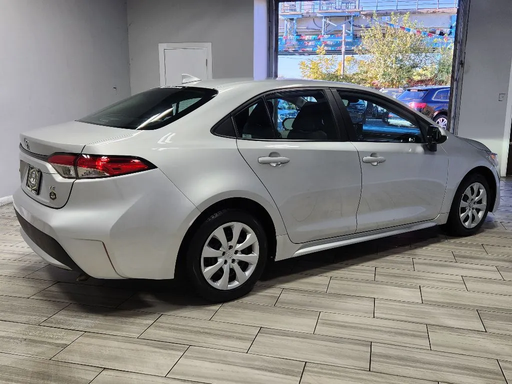 More photos of 2022 Toyota Corolla LE at Torresdale Ave, PA