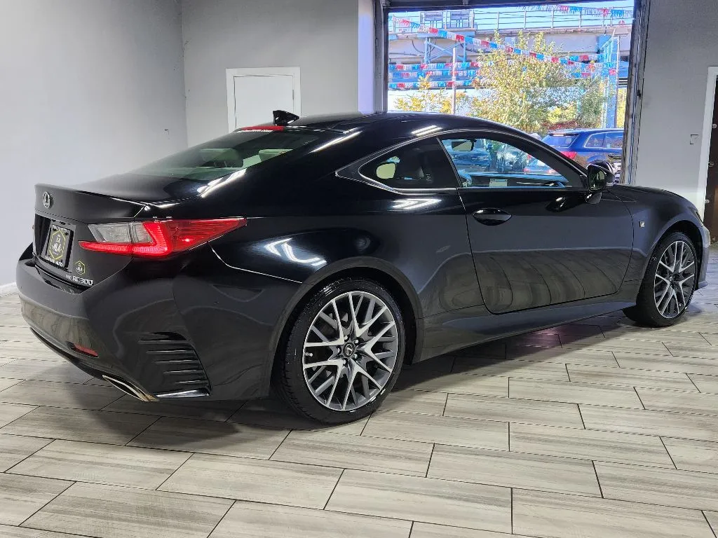More photos of 2017 Lexus RC 300 at Torresdale Ave, PA