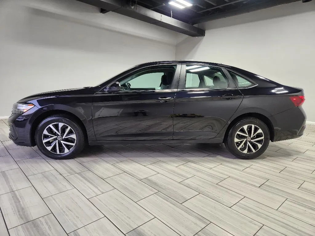 Photos of 2024 Volkswagen Jetta S for sale in Philadelphia, PA at Torresdale Ave