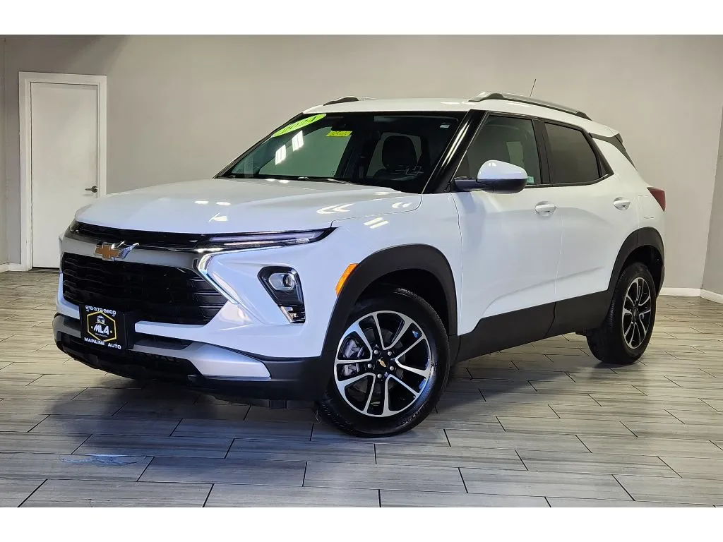 White 2024 Chevrolet TrailBlazer LT for sale in Philadelphia, PA
