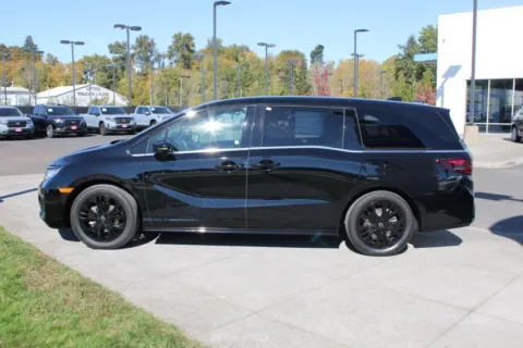 Photos of 2025 Honda Odyssey Sport-L for sale in Gladstone, OR at Honda of Gladstone