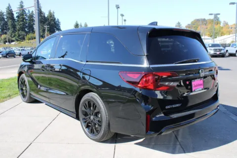 Another view of 2025 Honda Odyssey Sport-L for sale in Gladstone, OR at Honda of Gladstone