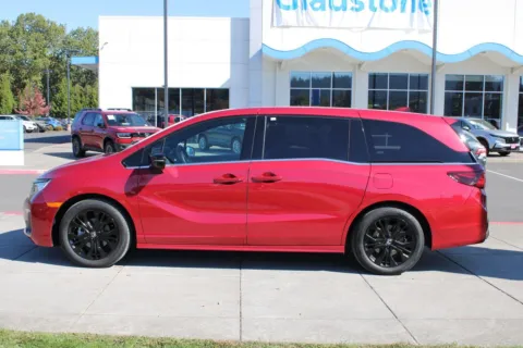 Photos of 2025 Honda Odyssey Sport-L for sale in Gladstone, OR at Honda of Gladstone