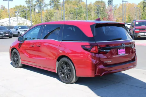 Another view of 2025 Honda Odyssey Sport-L for sale in Gladstone, OR at Honda of Gladstone