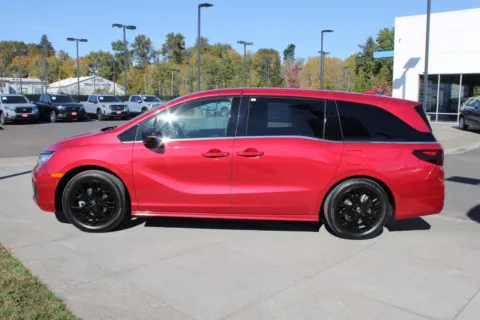 Photos of 2025 Honda Odyssey Sport-L for sale in Gladstone, OR at Honda of Gladstone