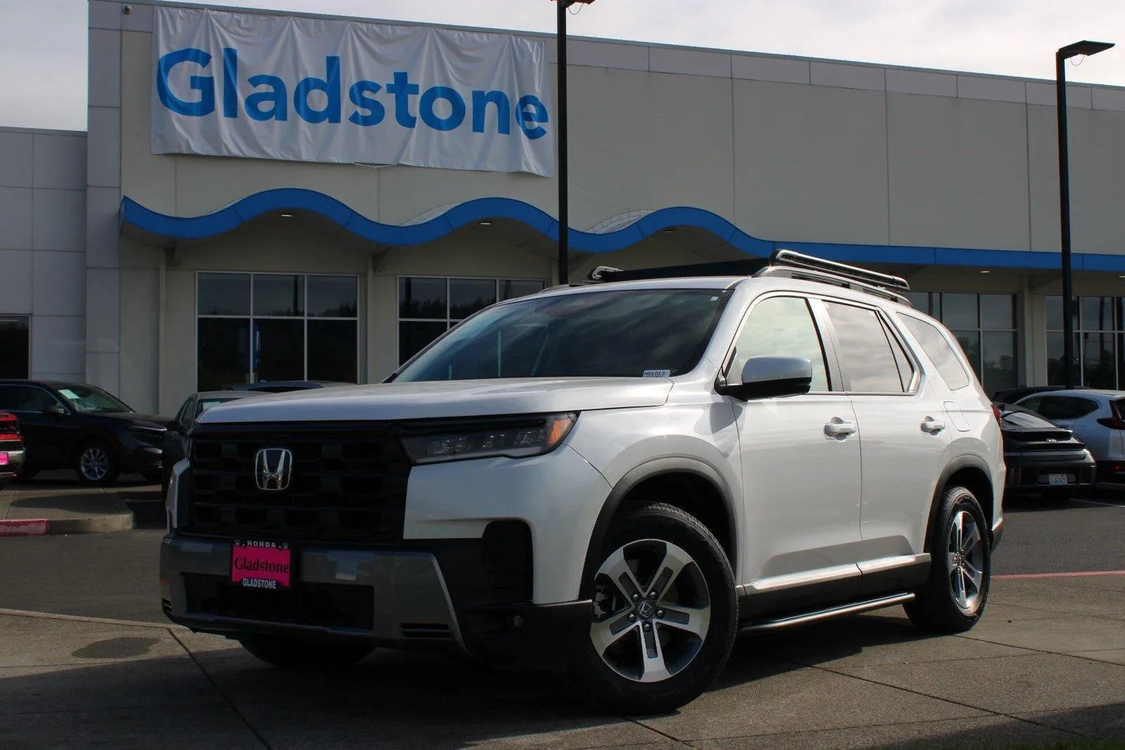 White 2026 Honda Pilot EX-L for sale in Gladstone, OR