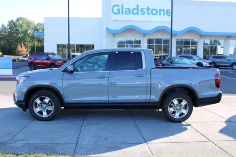 Photos of 2026 Honda Ridgeline RTL for sale in Gladstone, OR at Honda of Gladstone