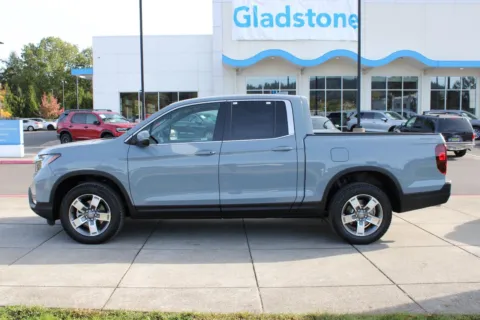 Photos of 2026 Honda Ridgeline RTL for sale in Gladstone, OR at Honda of Gladstone