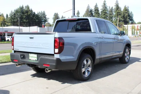 More photos of 2026 Honda Ridgeline RTL at Honda of Gladstone, OR