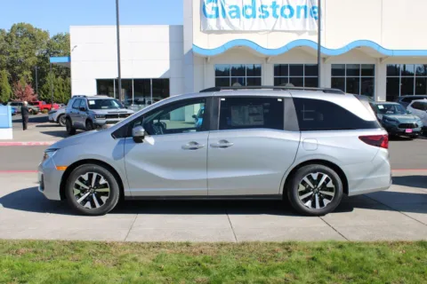 Photos of 2026 Honda Odyssey EX-L for sale in Gladstone, OR at Honda of Gladstone