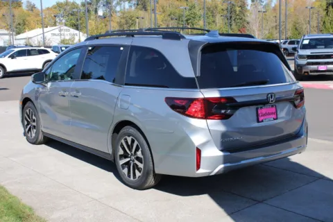 Another view of 2026 Honda Odyssey EX-L for sale in Gladstone, OR at Honda of Gladstone